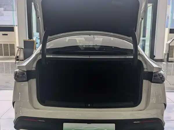 BYD Seal 06 2025