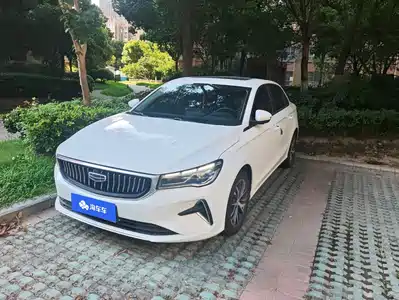 Geely Emgrand 2023