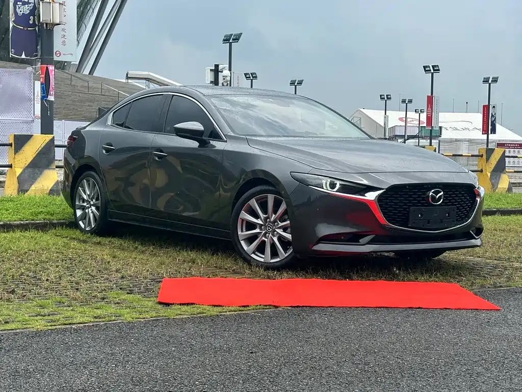Mazda 3 Angkesela 2020