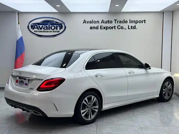 Mercedes-Benz C-Class 2022