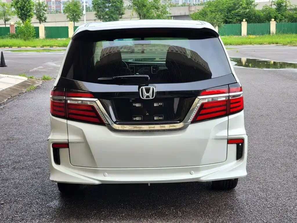 Honda Elysion 2018 — фото 5