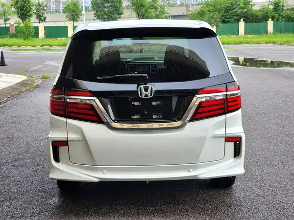 Honda Elysion 2018