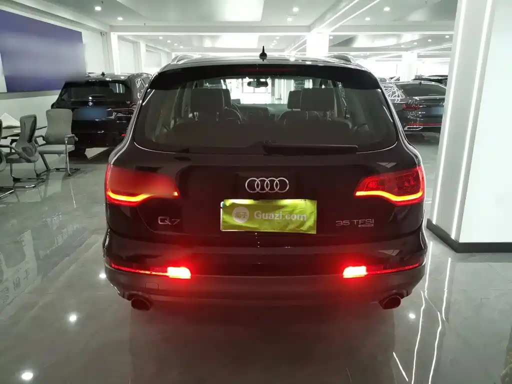 Audi Q7 2015