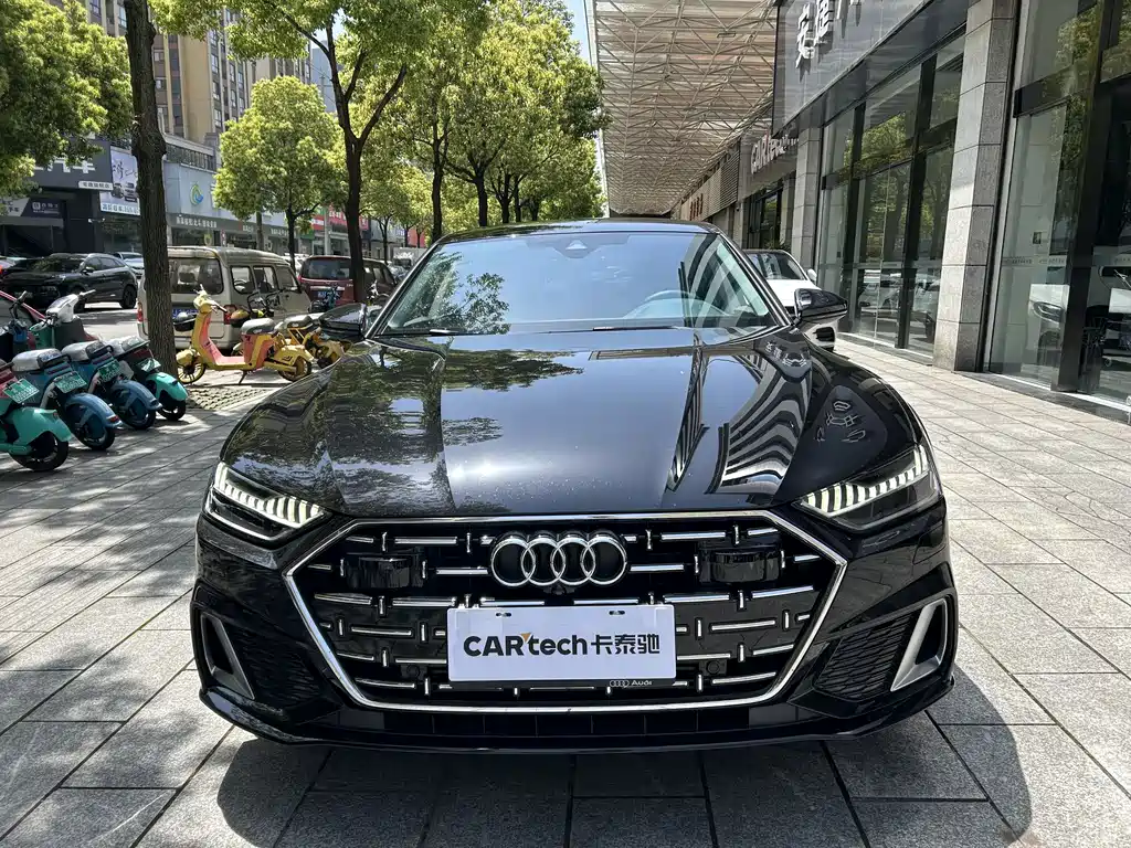 Audi A7L 2024 — фото 6