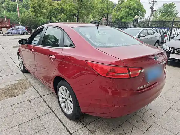 Ford Escort 2017