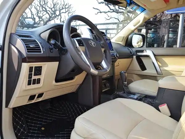 Toyota Prado 2016
