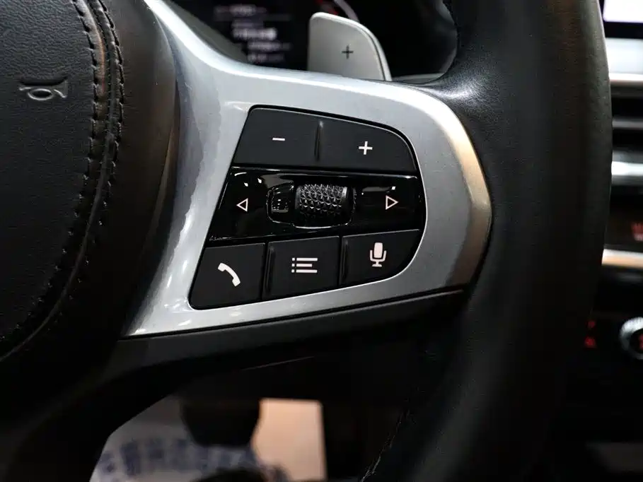 BMW X4 2023 — фото 18