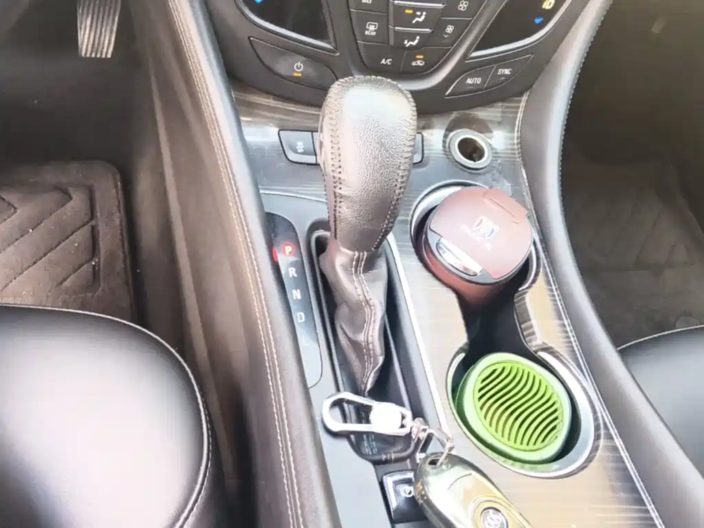 Buick Envision Plus 2018 — фото 14