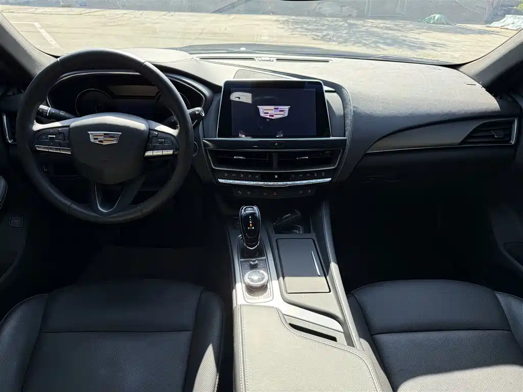 Cadillac CT5 2023 — фото 22