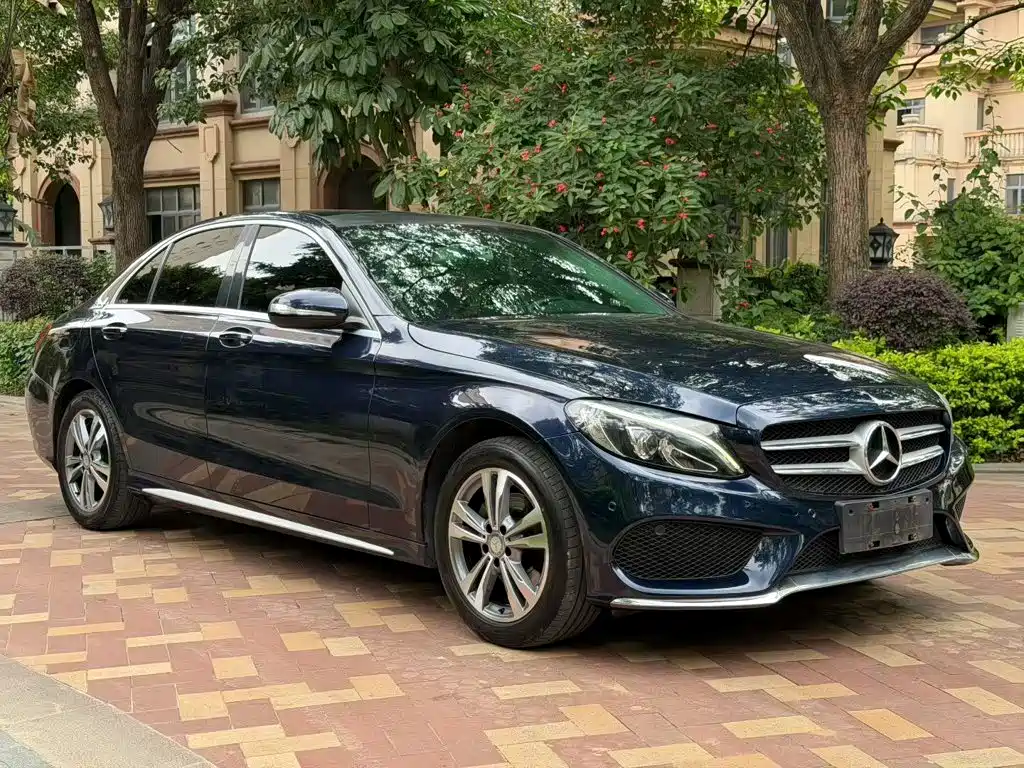 Mercedes-Benz C-Class 2017