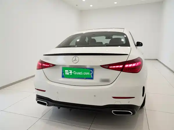 Mercedes-Benz C-Class 2025