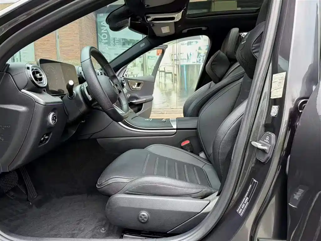 Mercedes-Benz C-Class 2022 — фото 9