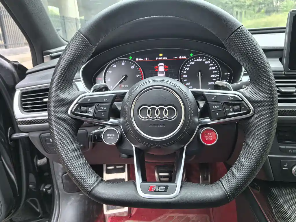 Audi S6 2018 — фото 12