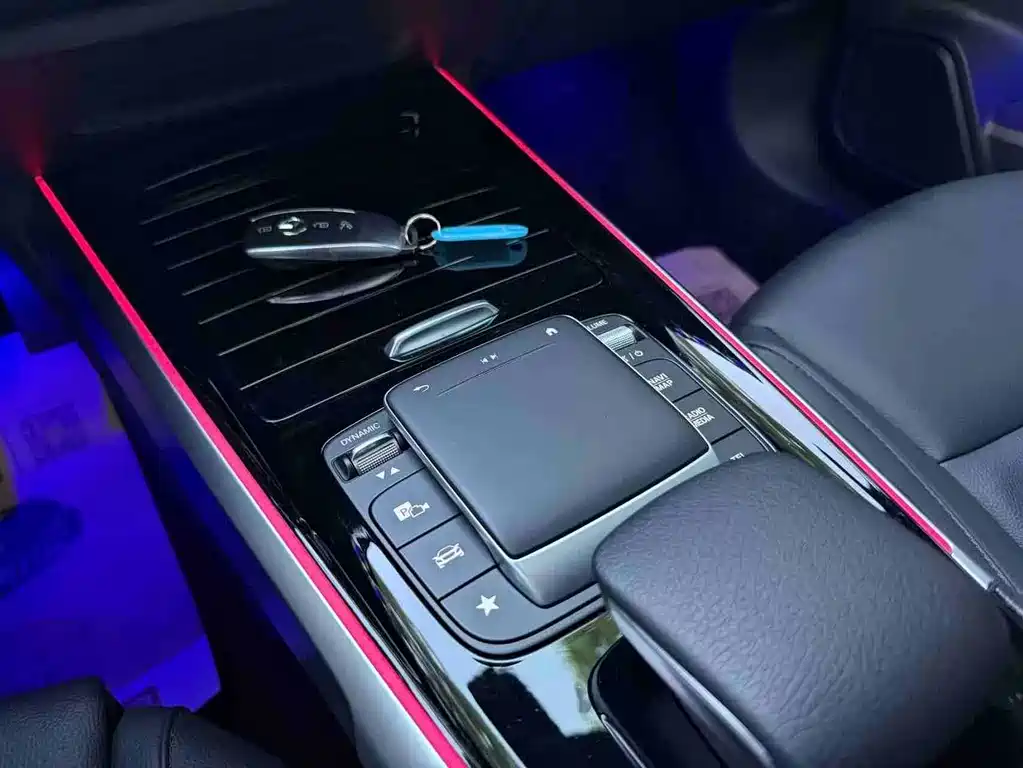 Mercedes-Benz GLB 2022 — фото 11