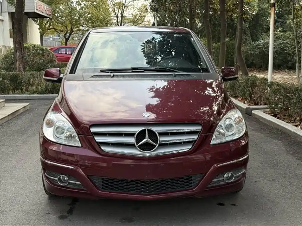 Mercedes-Benz B-Class 2011