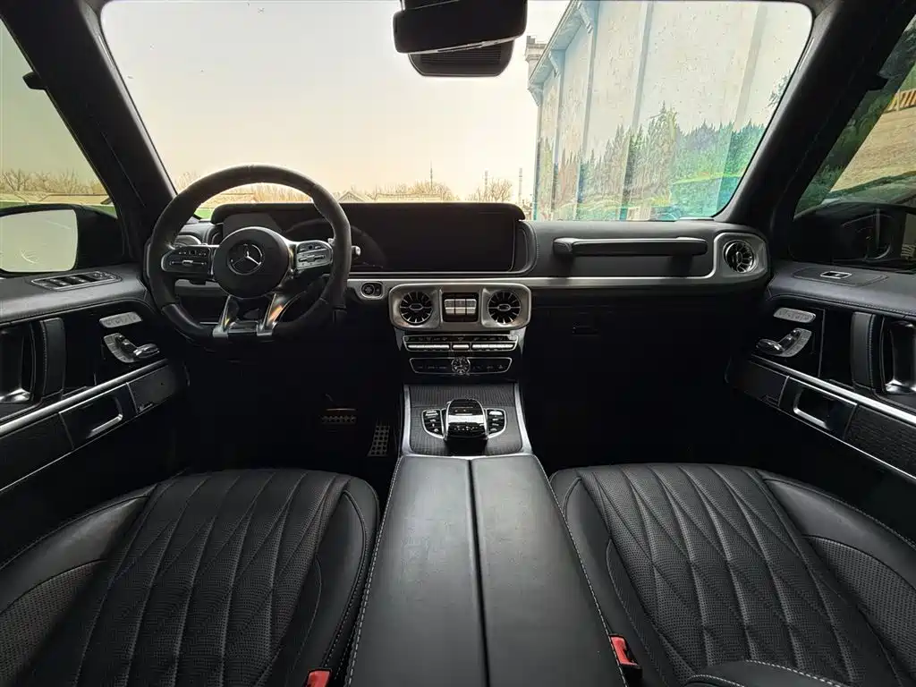 Mercedes-Benz G-Class AMG 2020 — фото 36