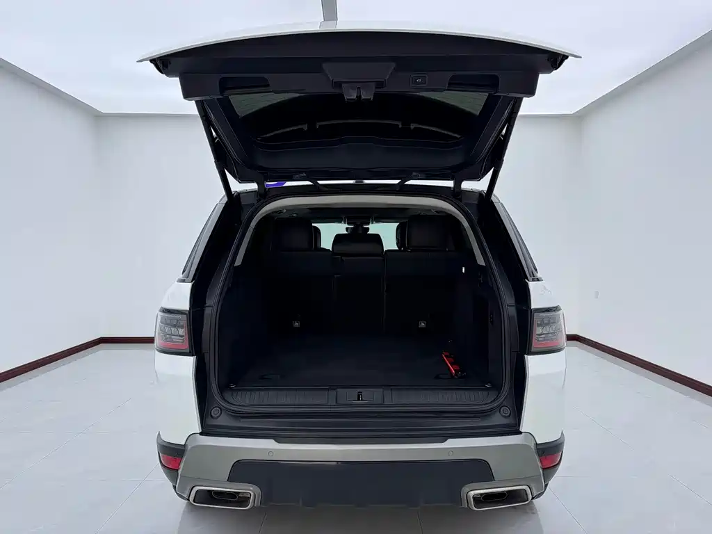 Land Rover Sport 2020 — фото 17