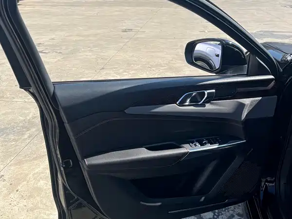 Lynk & Co 03 2019