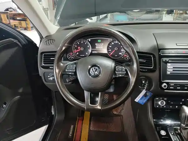 Volkswagen Touareg 2016