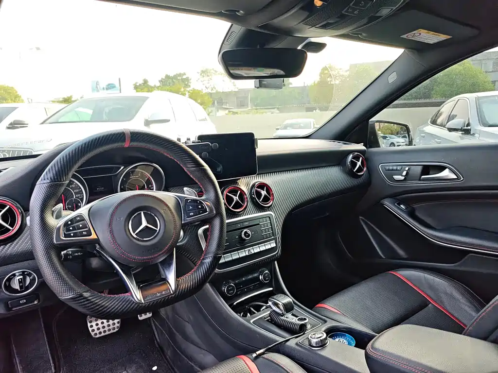 Mercedes-Benz A-Class AMG 2016 — фото 7