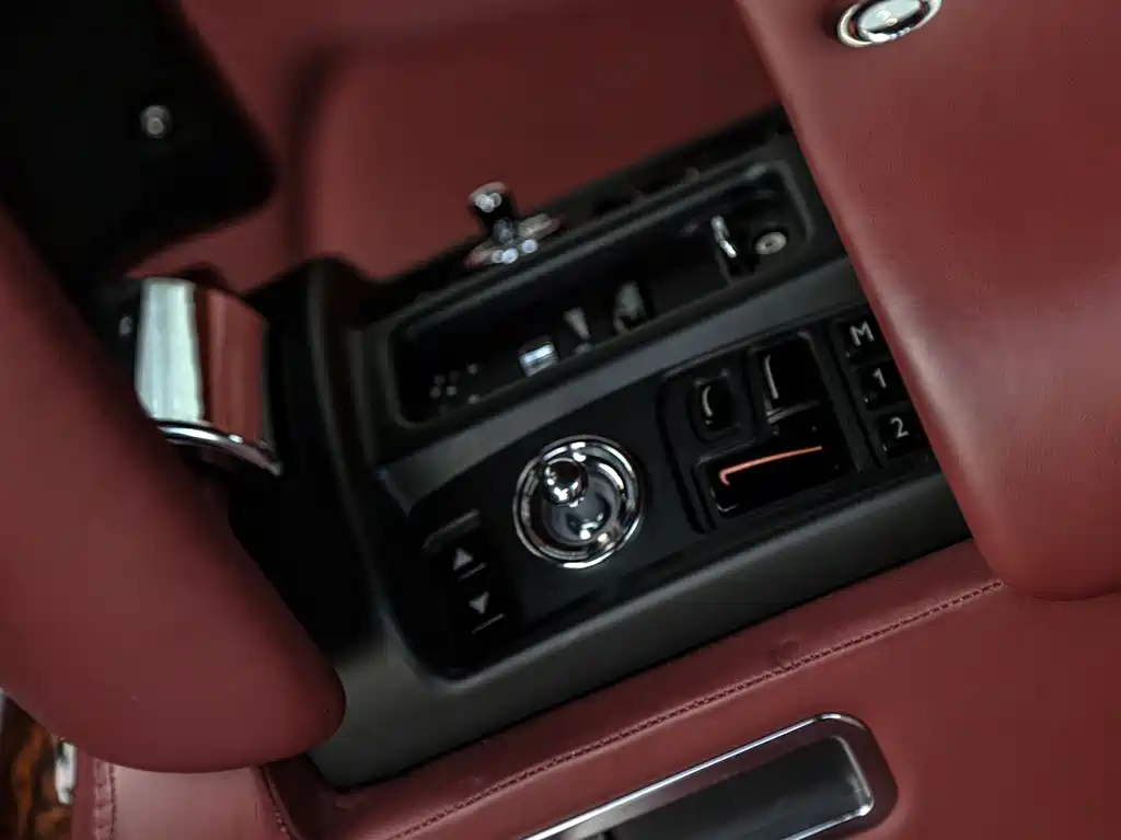 Rolls-Royce Phantom 2013 — фото 18