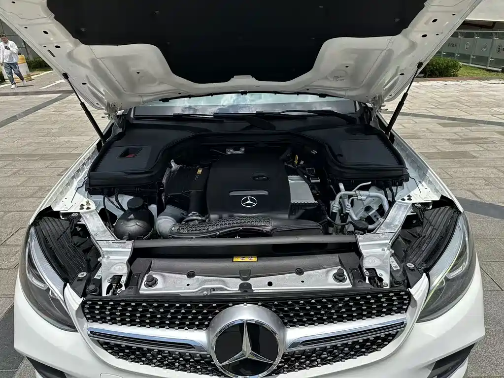 Mercedes-Benz GLC 2017 — фото 25