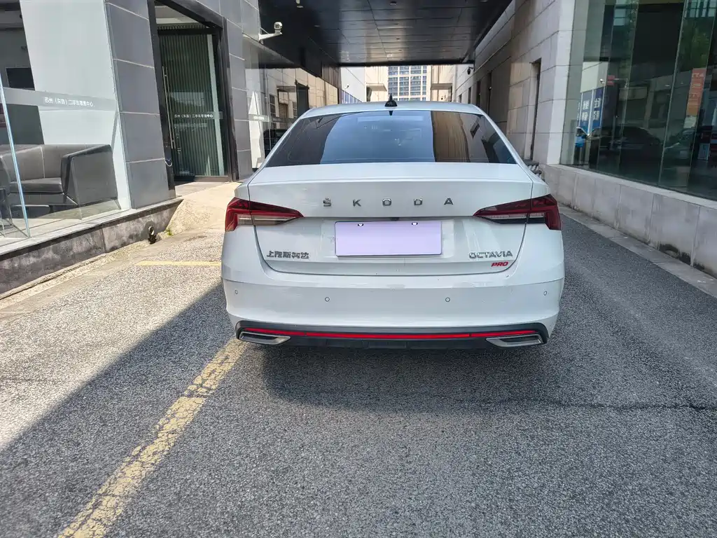 Skoda Octavia 2023