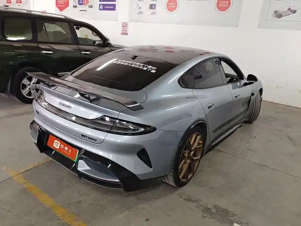 Xiaomi SU7 Ultra 2025