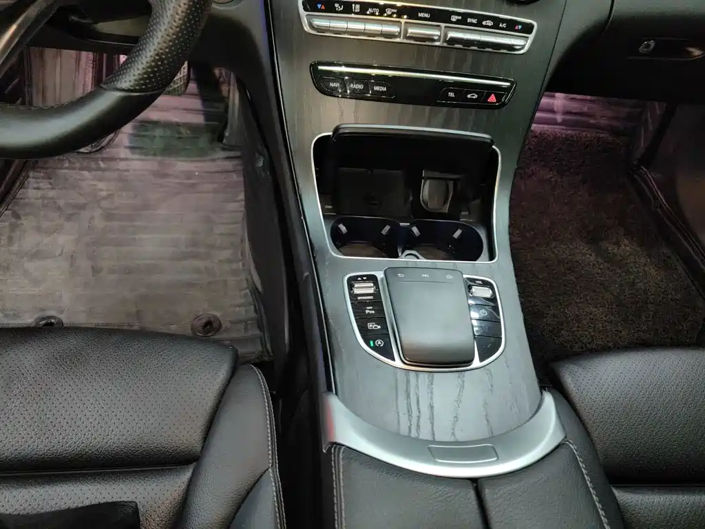 Mercedes-Benz C-Class 2021 — фото 10