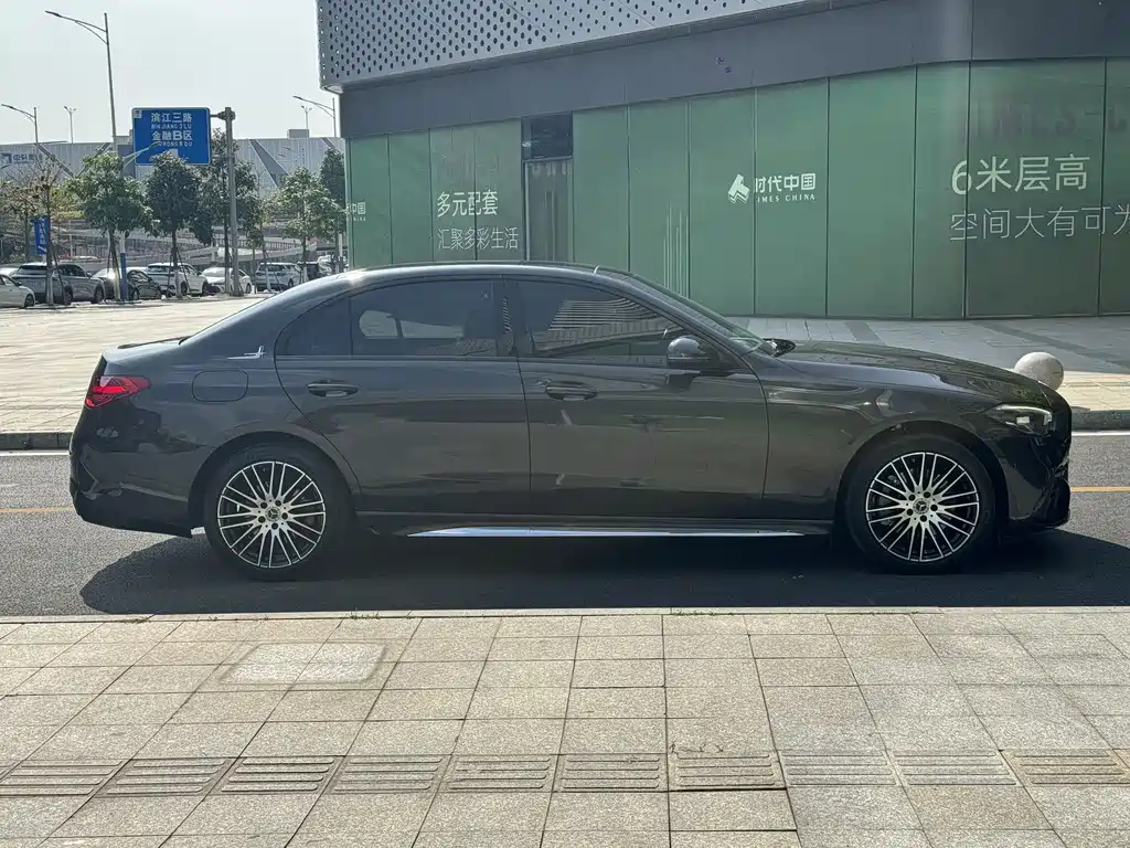 Mercedes-Benz C-Class 2022