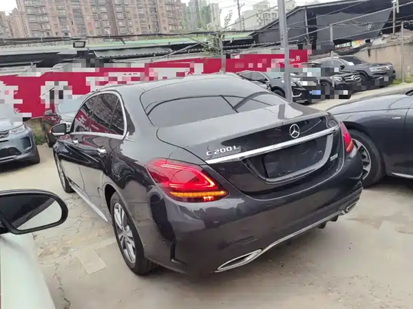 Mercedes-Benz C-Class 2020