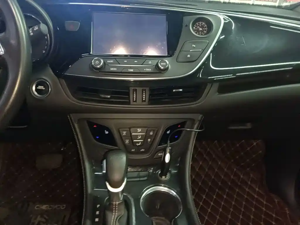 Buick Envision Plus 2016 — фото 13