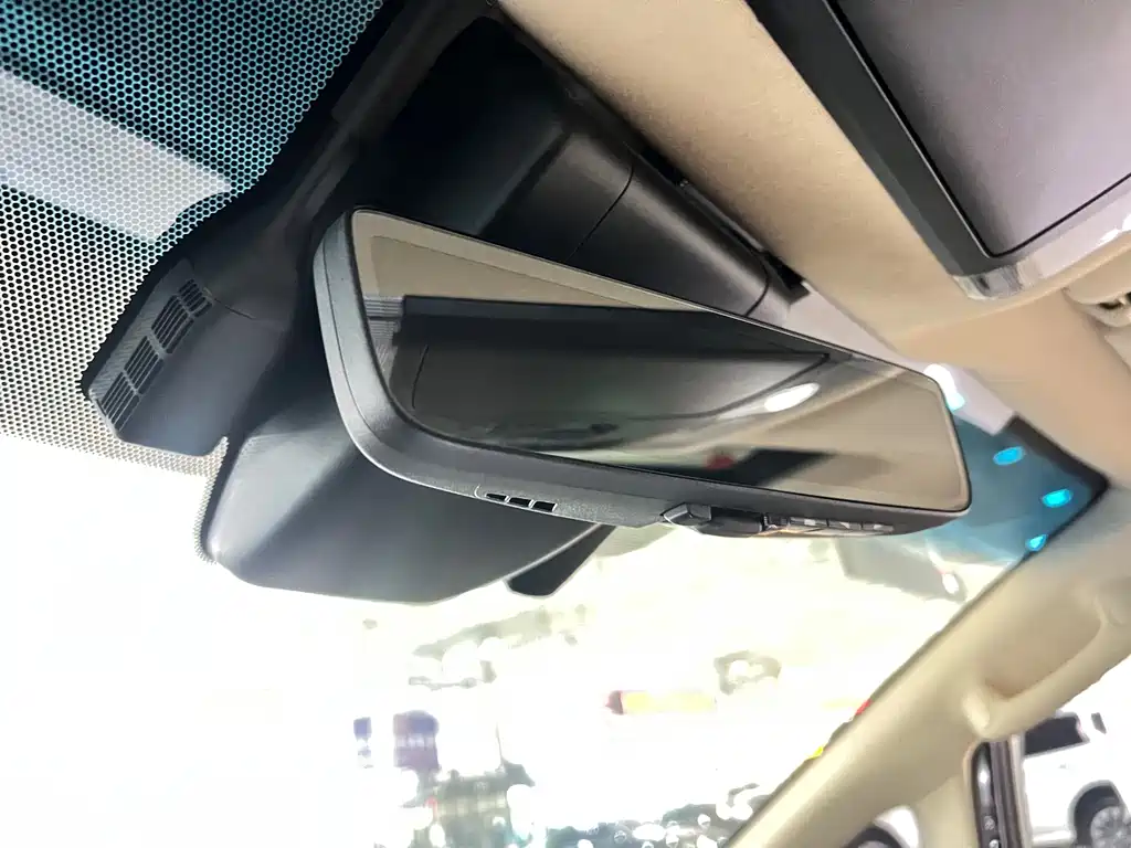 Toyota Vellfire 2020 — фото 27