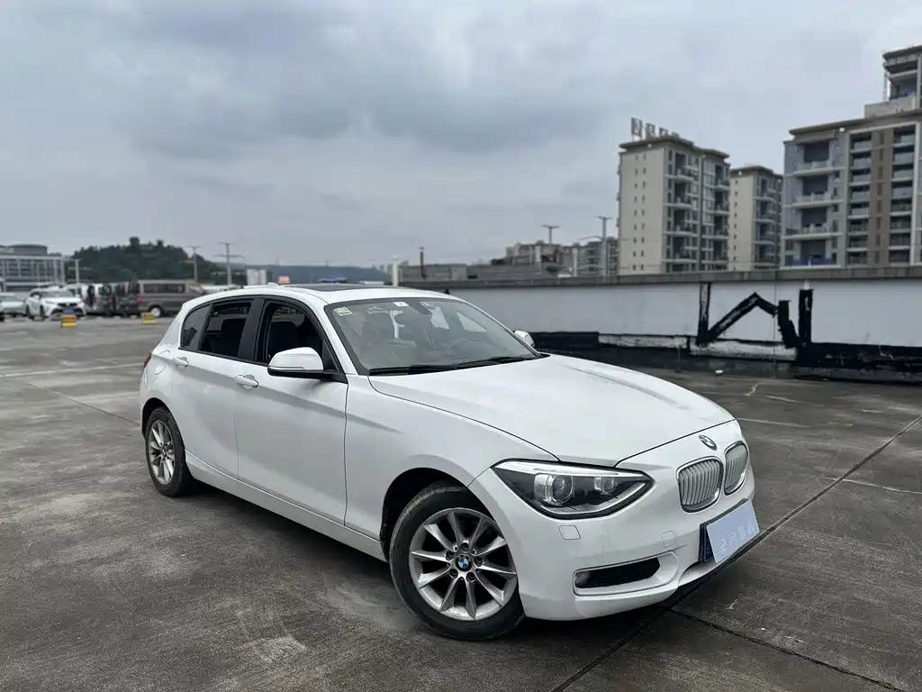 BMW 1 Series 2014 — фото 10