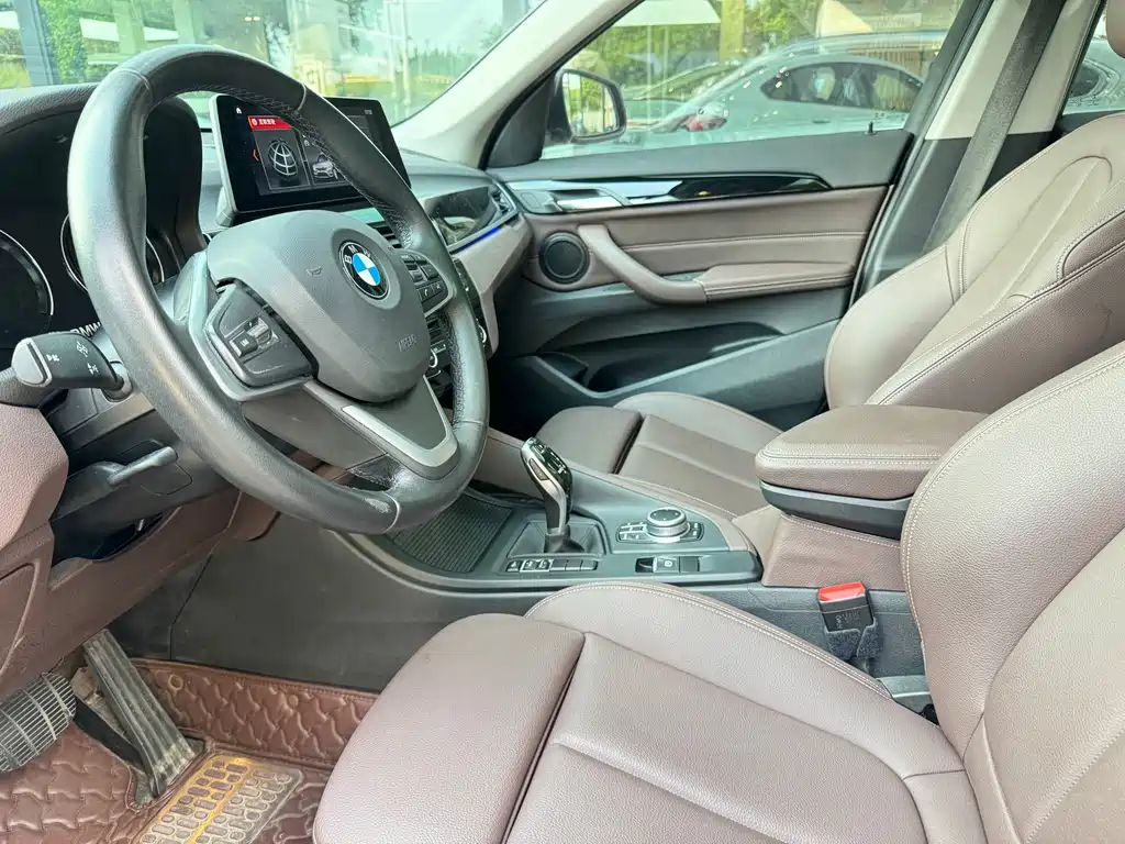 BMW X1 2020 — фото 13