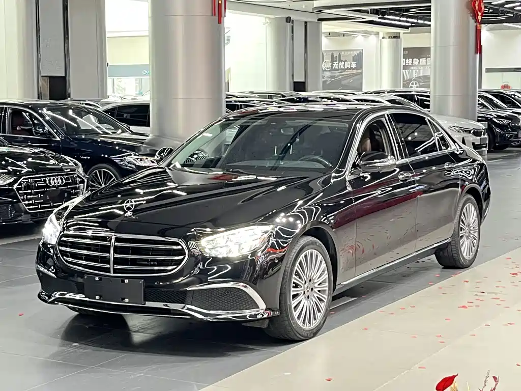 Mercedes-Benz E-Class 2021 — фото 1