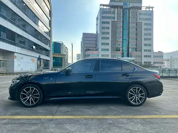 BMW 3 Series 2021