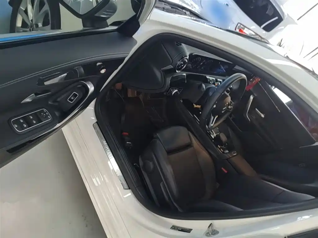 Mercedes-Benz A-Class 2022 — фото 16