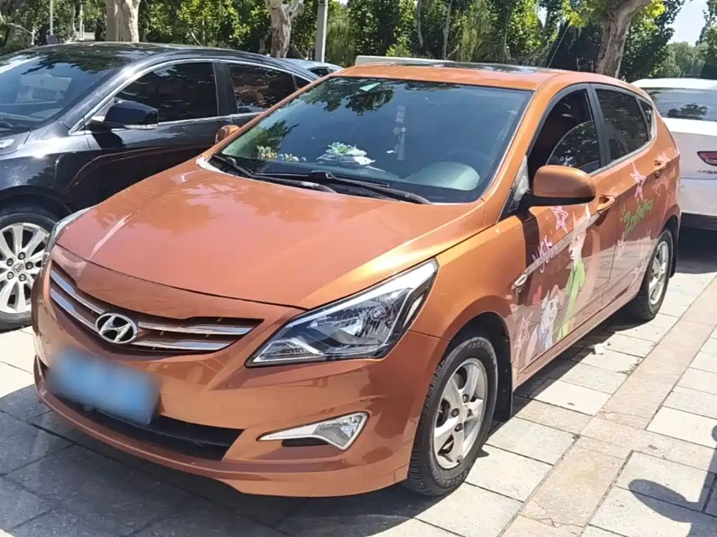 Hyundai Rui Yi 2015