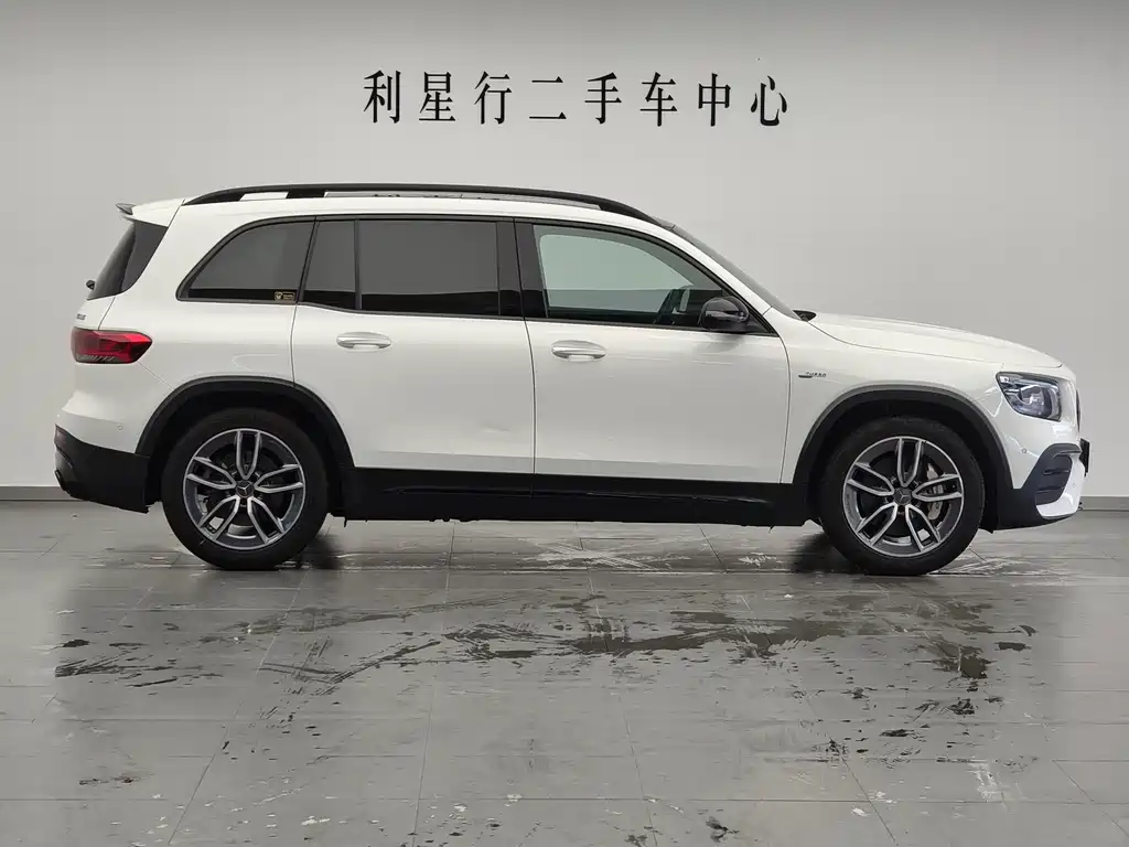 Mercedes-Benz GLB AMG 2021