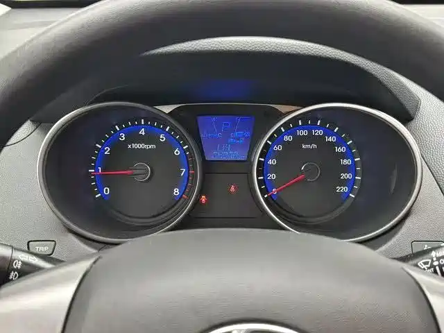 Hyundai ix35 2015 — фото 13