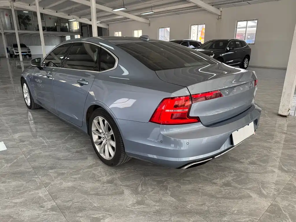 Volvo S90 2017 — фото 4