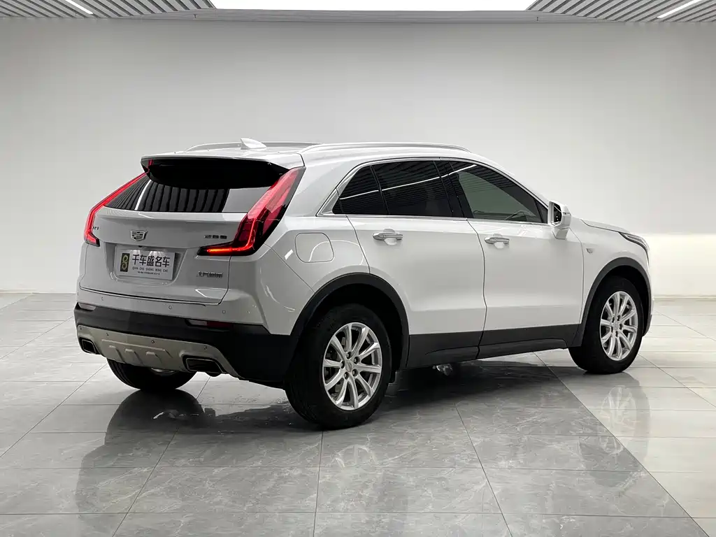 Cadillac XT4 2022