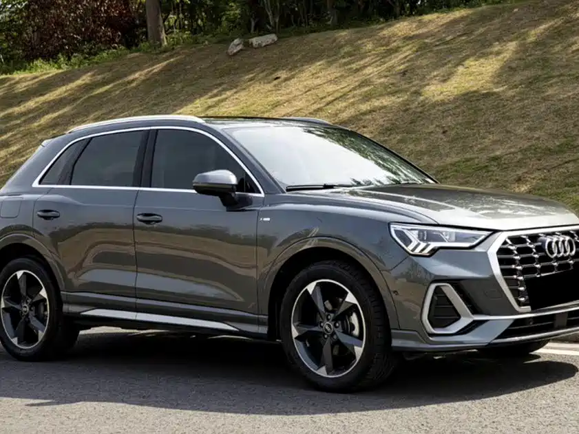 Audi Q3 2021 — фото 23