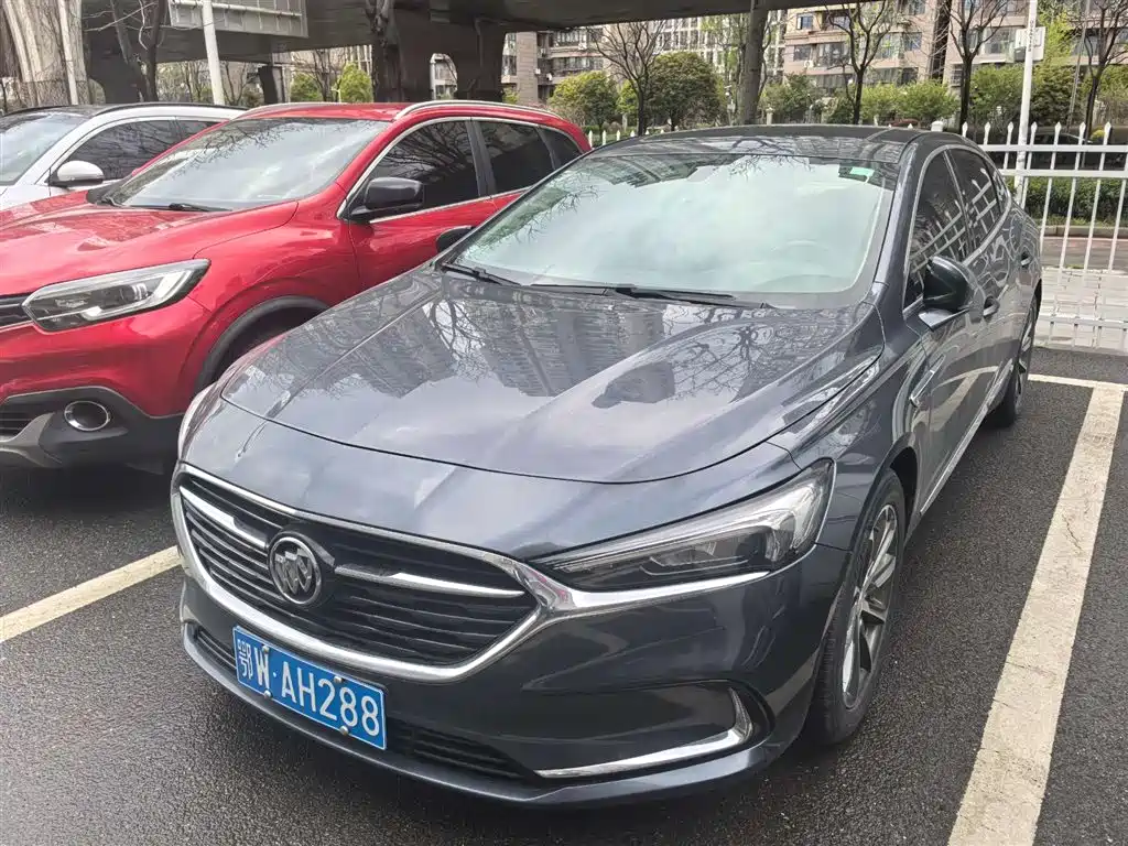 Buick LaCrosse 2020 — фото 1