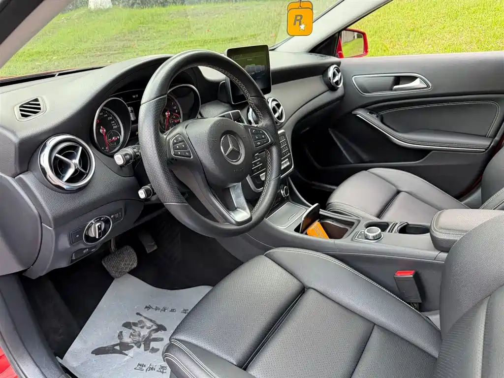 Mercedes-Benz GLA 2017
