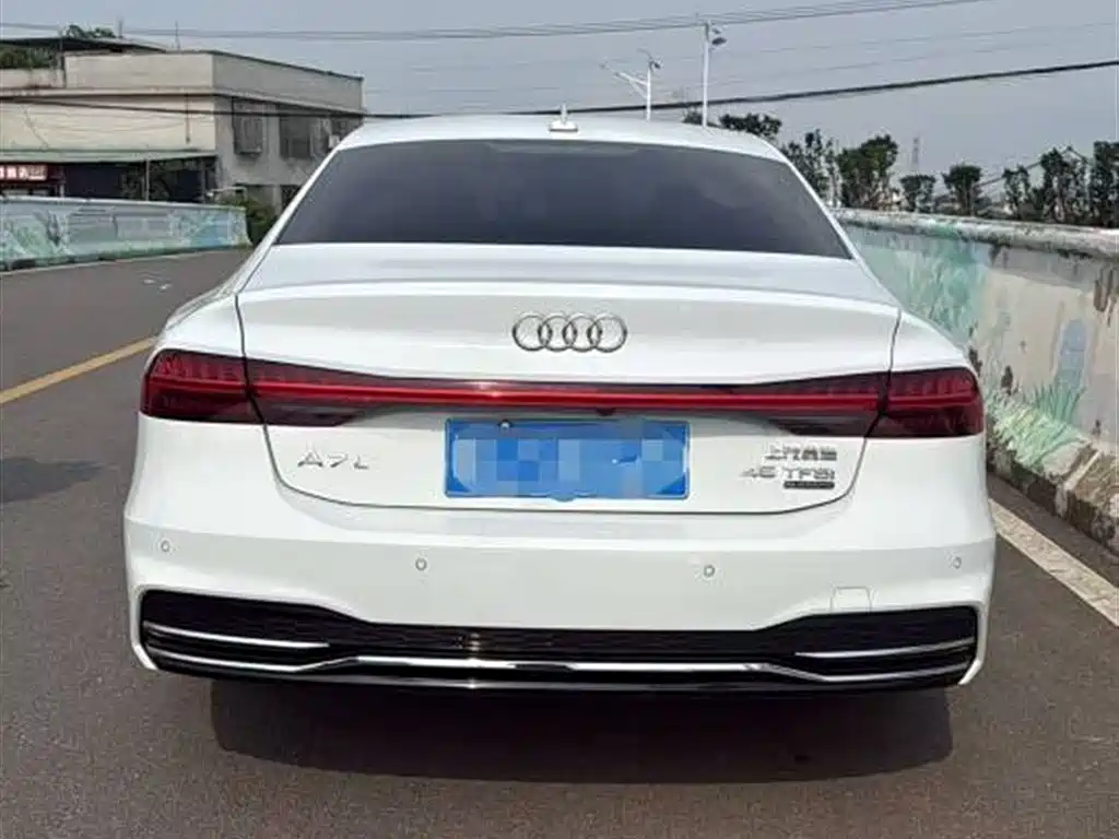 Audi A7L 2024 — фото 9