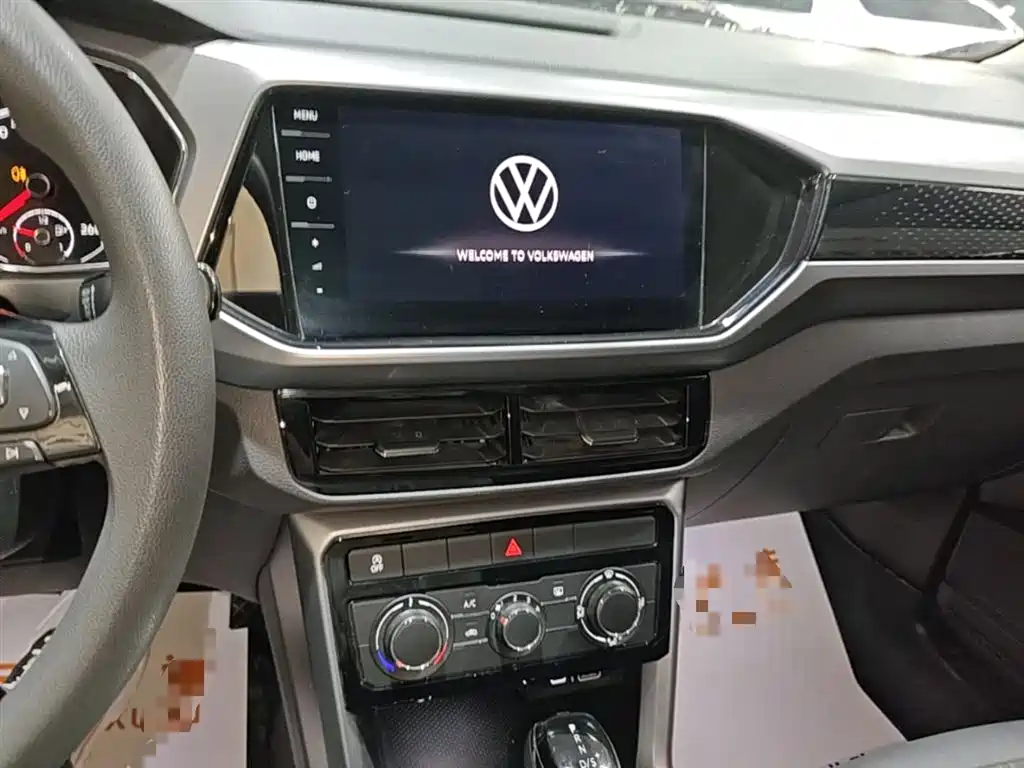 Volkswagen T-Cross 2021 — фото 13