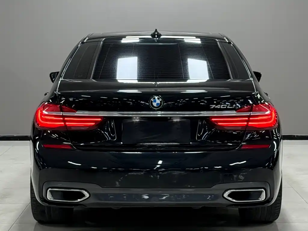 BMW 7 Series 2018 — фото 4