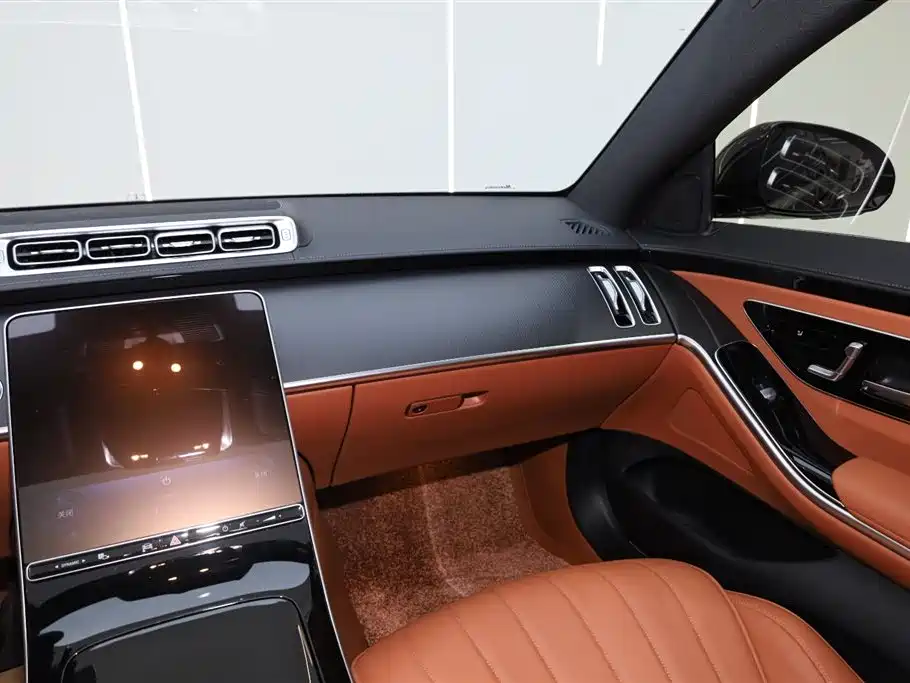 Mercedes-Benz S-Class 2024 — фото 28